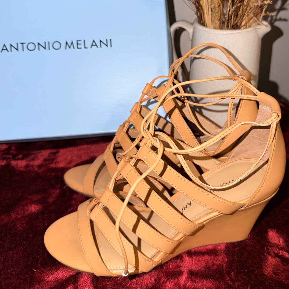 Antonio Melani Adair Shoes - Beige